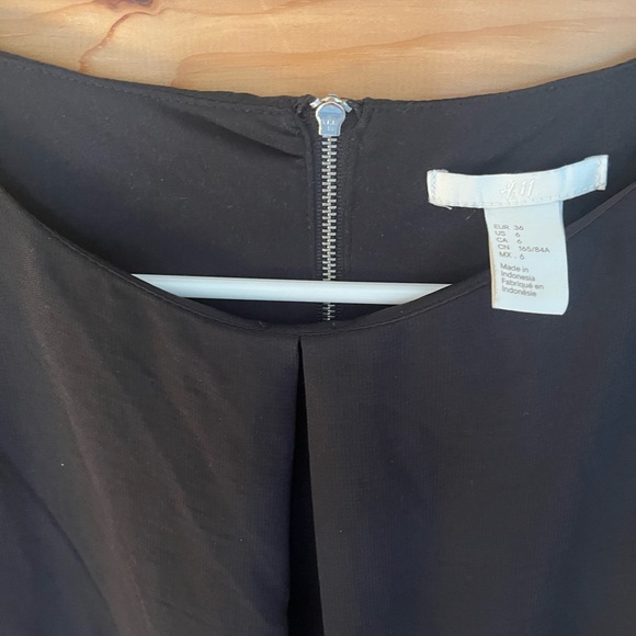 H&M dress - Picture 3 of 3